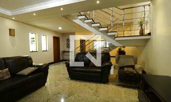 Imagem 4: Casa à Venda - Vila Assunção, 3 Quartos, 248 m2