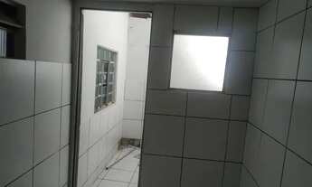 Imagem 2: Casa fundos. B. Santa Mônica 3/4