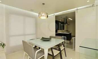 Imagem 3: Apartamento para venda tem 206 m2 com 3 dormitórios e 2 vagas no Jardim Paulista - São Pau