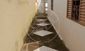 Imagem: Aluga-se ou Vendese, casa no Jardim Peróla