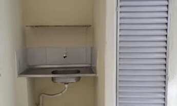 Imagem 6: Aluga-se Ótimo quarto com cozinha e banheiro no bairro Centenário: Aluguel de 300 reais