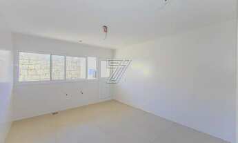 Imagem 2: Casa para venda possui 553 metros quadrados com 4 quartos em Mercês - Curitiba - PR