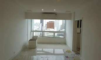 Imagem 3: Apartamento para aluguel possui 135 metros quadrados com 3 quartos em Leblon - Rio de Jane