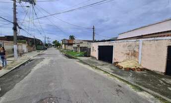 Imagem 2: Casa em Condomínio para Venda em Nova Iguaçu, Jardim Pernambuco, 2 dormitórios, 1 banheiro