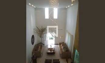 Imagem: Casa à Venda - Fernão Dias, 4 Quartos