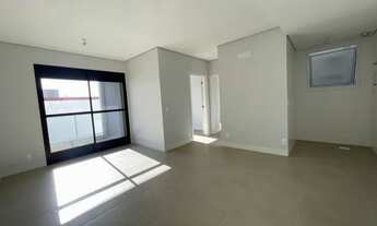 Imagem 2: Apartamento para Venda em Florianópolis, Canasvieiras, 2 dormitórios, 1 suíte, 2 banheiros