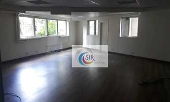 Imagem 5: Conjunto pronto. Área Útil: 228 m2. 05 vagas de garagens. 03 banheiros e uma Copa