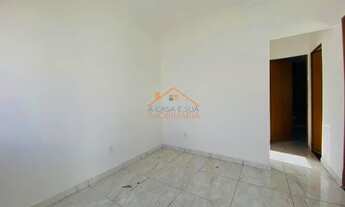 Imagem 2: Casa de aproximadamente 80m² , 2 quartos, sala, cozinha ampla, 2 vagas de garagem no São J