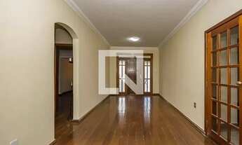 Imagem 4: Casa para Aluguel - João Pinheiro, 5 Quartos, 202 m2