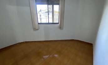 Imagem 4: Casa para aluguel com 110 metros quadrados com 4 quartos em Jardim Glória - Juiz de Fora