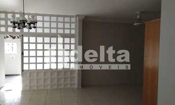 Imagem 4: Casa para aluguel, 3 quartos, 1 suíte, 2 vagas, Brasil - Uberlândia/MG