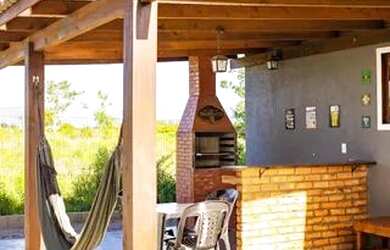 Imagem 5: Casa temporada diaria ou pacote, praia do rosa 2 quartos próxima a lagoa Quintino e praia