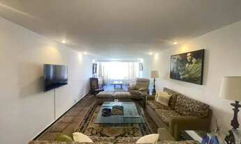 Imagem 3: Venda cobertura duplex Leblon, segunda quadra da praia, 4 quartos, 1 suíte, piscina, churr