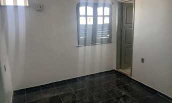 Imagem 3: ALUGO CASA NA AVENIDA TEFÉ - JAPIIM - 1° ANDAR