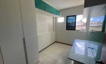 Imagem 2: Apartamento com móveis fixos