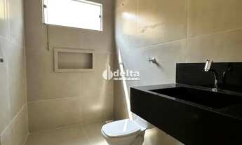 Imagem 5: Casa residencial com 3 quartos sendo 1 suíte disponível para venda no bairro Jardim Holand