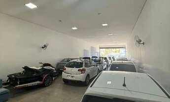 Imagem 4: Salão Comercial à Venda em Bauru 225m², Gourmet e Estacionamento