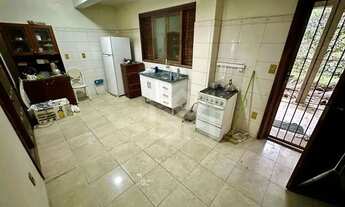 Imagem 2: Casa Espaçosa com Churrasqueira e 3 Quartos no Bairro Santa Cruz