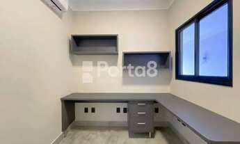 Imagem 4: Elegância e Conforto no Condomínio Quinta Lago: Sua Nova Casa com Piscina e Área Gourmet