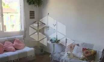 Imagem 2: Apartamento de 3dorm semimobiliado