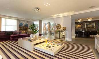 Imagem 6: Casa com 3 dormitórios à venda por R$ 3.700.000,00 no bairro Campina do Siqueira - CURITIB