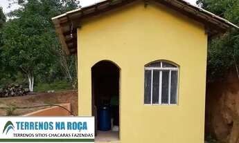 Imagem 3: Sitio em Crucilândia/MG, com nascente e lagoa, casa nova grande ótimo cantinho na roça