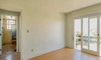 Imagem 2: Apartamento com sacada para alugar no Centro - Pelotas/RS