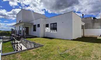 Imagem: Casa linear com 3 quartos para locação