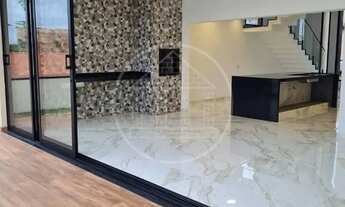 Imagem 6: Vendo Exuberante Sobrado com 3 dormitórios sendo1 suíte, com espaço para closet em todos o