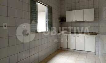 Imagem: Casa à venda, 4 quartos, 2 vagas, CENTRO