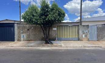 Imagem 5: Ven casa 70 metros com 4 cômodos e 1 banheiro . Com fácil ampliação. Tem escritura e r