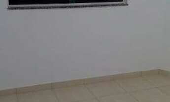 Imagem 6: Kitinet 400 ,00 água e luz incluso no valor