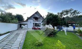 Imagem 2: Casa para venda com 800 metros quadrados com 4 quartos em Cônego - Nova Friburgo - Rio de