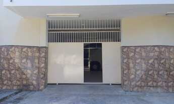 Imagem 2: PRÉDIO COMERCIAL GALPÃO 408 M² - DOIS APARTAMENTOS DE TRÊS QUARTOS