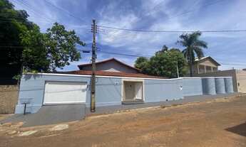 Imagem: Casa com 548m2 no centro de Guarai-To