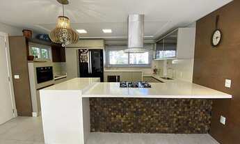 Imagem 7: Aluguel de Temporada! Casa de 07 dormitórios, om piscina e próxima ao Open Shopping