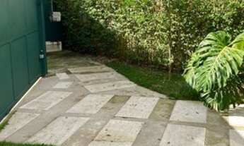 Imagem 5: Casa de vila sobrado para aluguel e venda possui 320 metros quadrados com 4 quartos