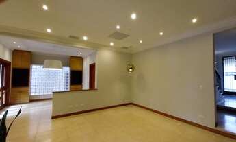 Imagem 2: Casa Alphaville para venda com 363 metros quadrados com 5 quartos