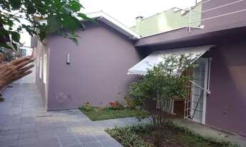 Imagem 7: Casa para aluguel e venda possui 180 metros quadrados com 3 quartos