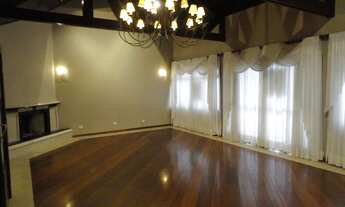 Imagem: Belíssima Reisdência no Portão