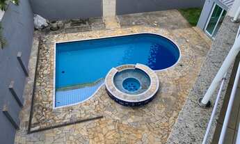 Imagem 3: Casa de condomínio para venda tem 550 metros quadrados com 4 quartos