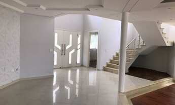 Imagem 2: Casa de condomínio para venda tem 360 metros quadrados com 4 quartos