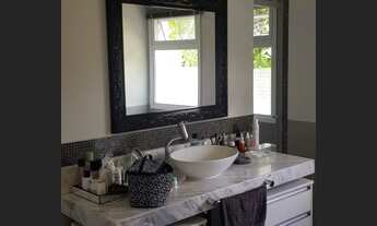 Imagem 3: Casa de condomínio térrea para venda possui 261 metros quadrados com 3 quartos