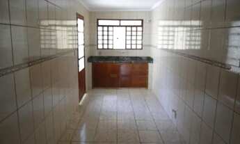 Imagem 2: Casa para venda tem 98 metros quadrados com 2 quartos em Coqueiro - Belém - Pará