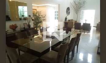 Imagem 2: Casa à Venda - Fernão Dias, 4 Quartos, 46000 m2