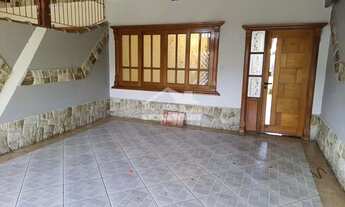 Imagem 7: Casa com fino acabamento no Maracanã com 3 dorms. (1 suite), aqui na Imobiliária Morada na