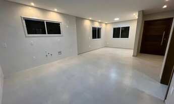 Imagem 4: Sobrado para Venda em Garopaba, Village, 3 dormitórios, 1 suíte, 3 banheiros