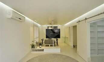 Imagem 7: Apartamento para venda tem 206 m2 com 3 dormitórios e 2 vagas no Jardim Paulista - São Pau