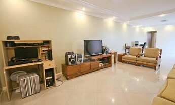 Imagem 4: Maravilhoso sobrado Triplex a 10 minutos a pé da estação do Metrô Ayrton Sena. Jardim São