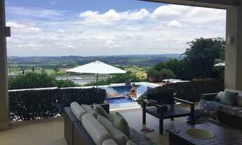 Imagem 3: Casa de condomínio para venda possui 970 metros quadrados com 6 quartos